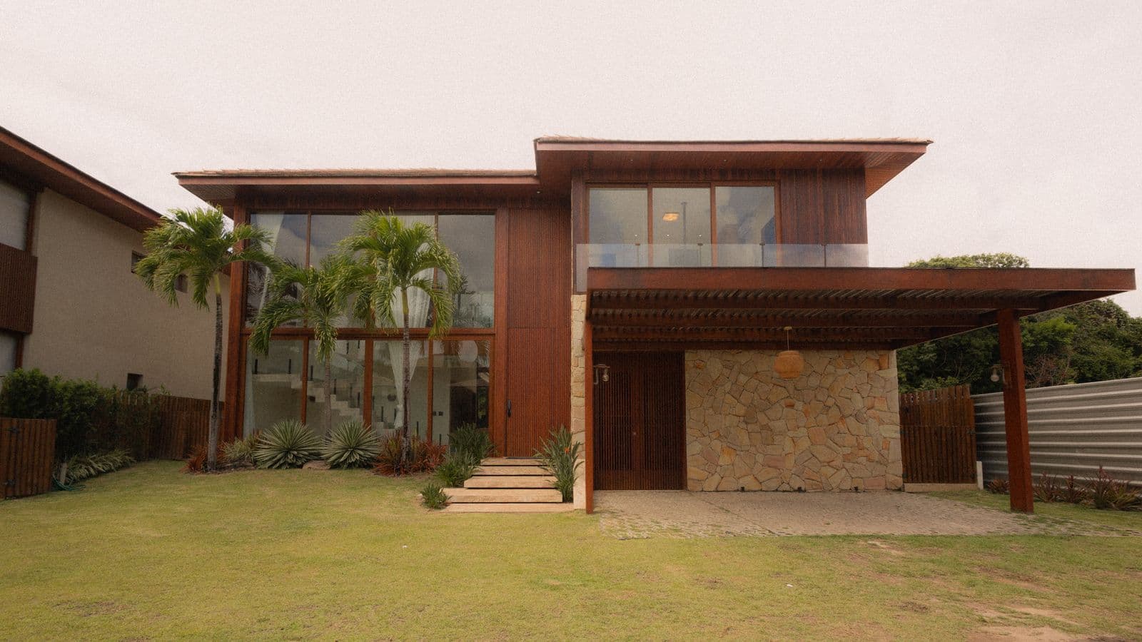 Visualization: living space opening to the garden